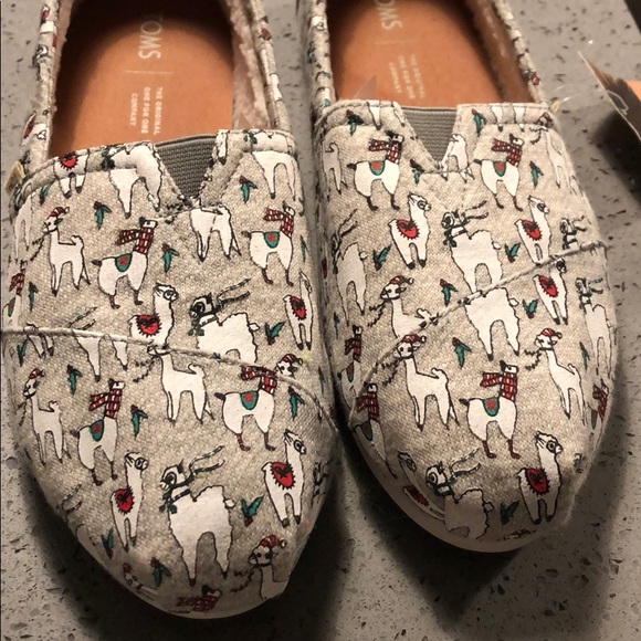 llama print shoes